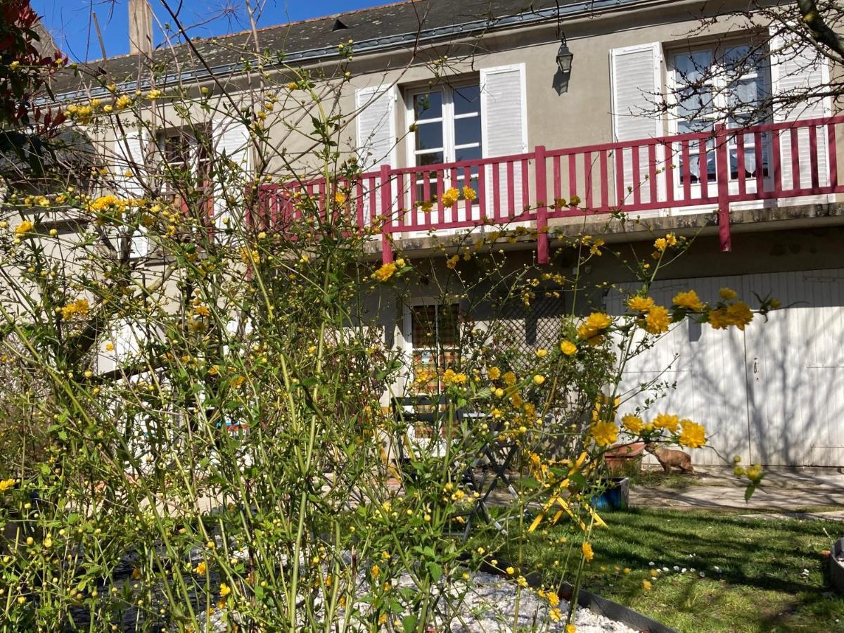 Le Chai De La Rose Spa Et Seances Bien Etre Doue-la-Fontaine Exterior photo